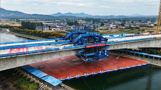 5天连破两大难关！叶县至鲁山高速全力冲刺年底通车