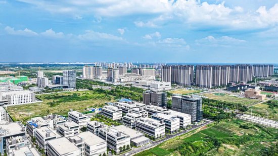 二期封顶，外幕墙完成90%！“两院一中心”项目建设加速跑