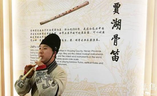 然而,在河南舞阳贾湖出土的这批骨笛,已有9000年至7500年的历史了