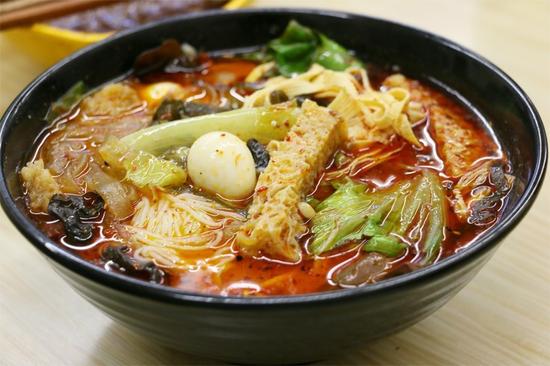 郑州最会做麻辣烫的炒凉粉老店 | 老味道_新浪河南_新浪网