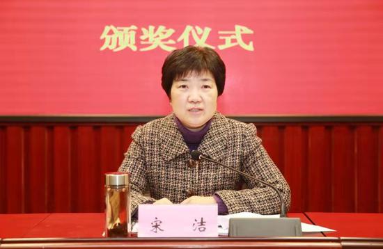 亮出成绩 比出氛围 谋出未来 上街区"擂台比拼"鸣锣开赛_新浪河南