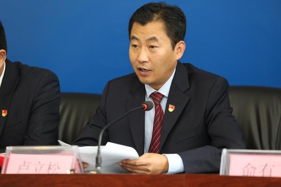 长垣县副县长卢立松