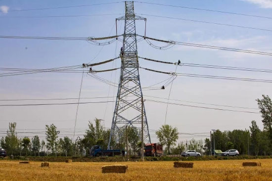 攻坚三最工程守护夏日清凉
