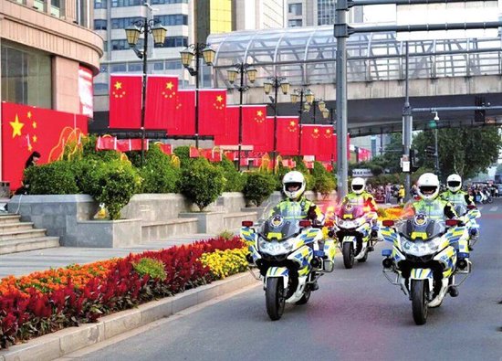 郑州将迎出行高峰 中秋、国庆节这些路段、商圈、景点周边易堵车