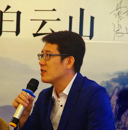 在中原极顶人间仙境 长白山与白云山的对话