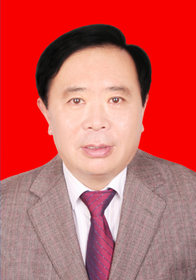 该同志从事信访工作26年,现任中共西华县委群工部部长,信访局局长.