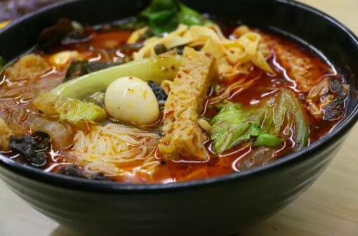 郑州超人气麻辣烫的秘密在这里_新浪河南_新浪网