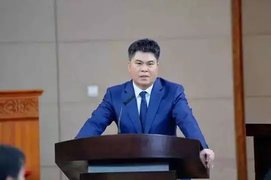 新任命郑州市城乡建设委员会主任梁远森