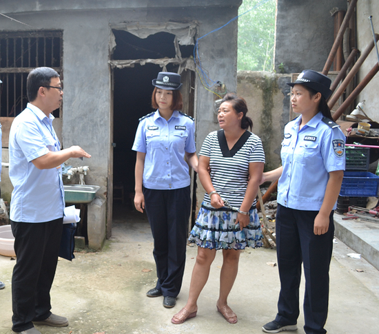 宁陵县法院打响夏季雷霆收官之战邀媒体见证抓老赖