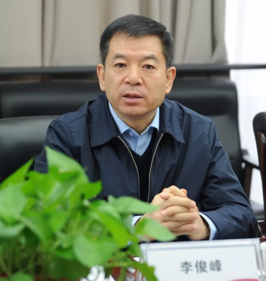 省体育局局长李俊峰到省体育彩票管理中心调研