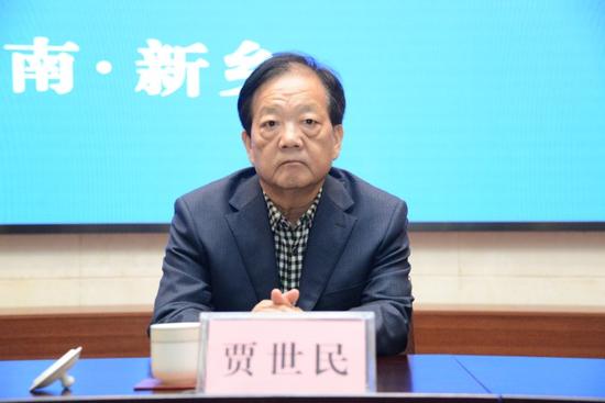 省法学会副会长贾世民,省法学会副会长谢德安,新乡市委书记张国伟