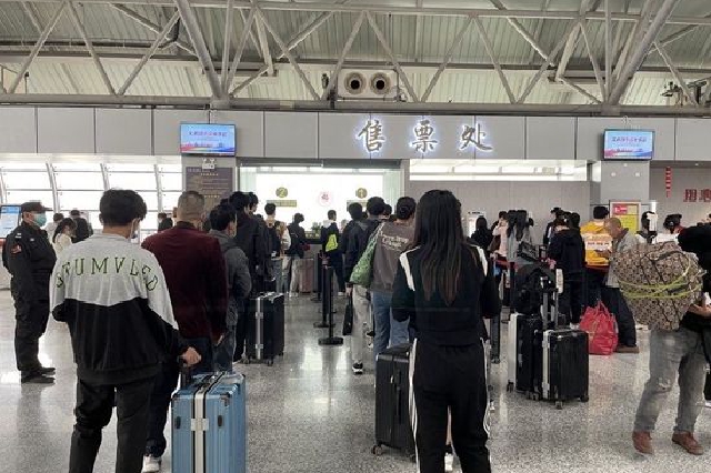 郑州各汽车站“五一”假期发送旅客33.9万人