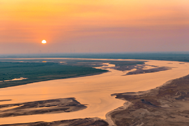 长河落日圆！来看夕阳下的黄河