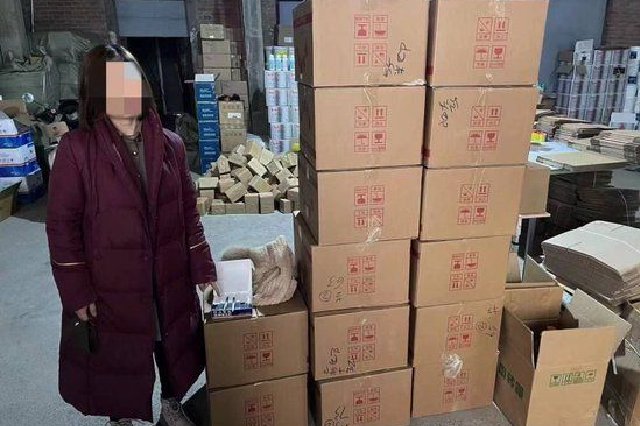 郑州惠济警方打掉两处假烟制品窝点