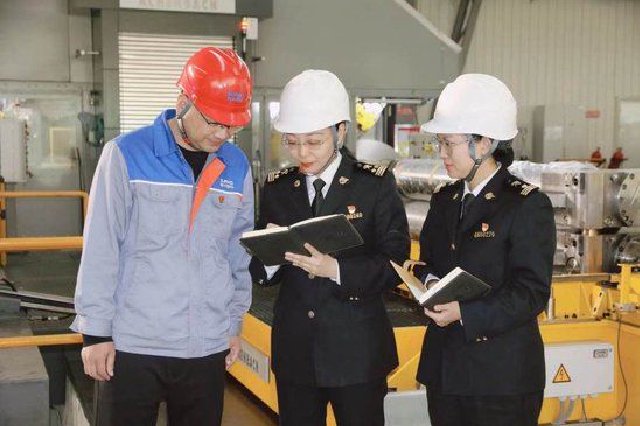 今年前11个月河南外贸进出口总值完成近7360亿元