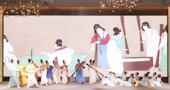 洛阳市东升第三初级中学成果展演《新新捣练图》
