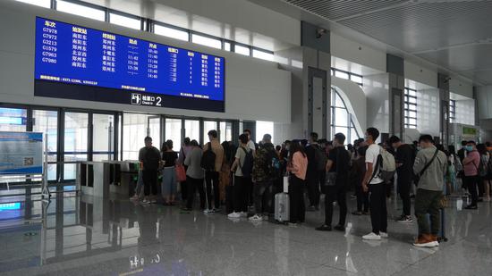 郑渝高铁南阳东站:豫西南靓丽的名片