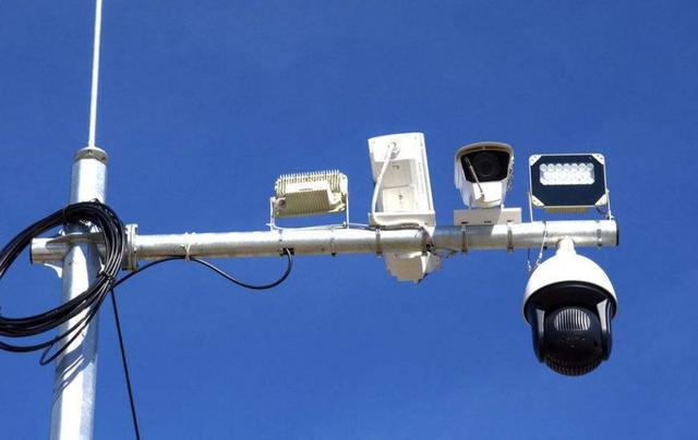 抓违停,不礼让行人 哈市新增8处电子眼