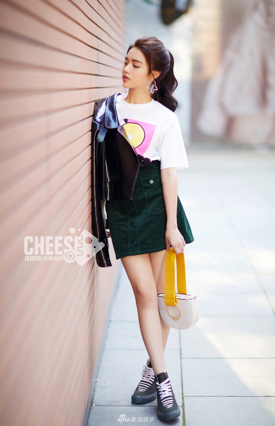 90后小花赖婧曝写真俏皮可人