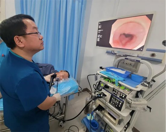 哈医大四院消化内科食管早癌内镜诊疗挽救患者生命