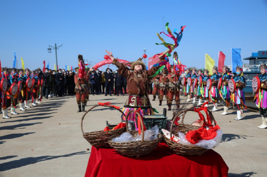 醉美东极鱼你相约抚远市举办第二届开江节暨大马哈鱼放流节线上系列
