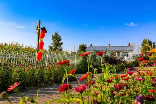 铁力市年丰朝鲜族乡长山村