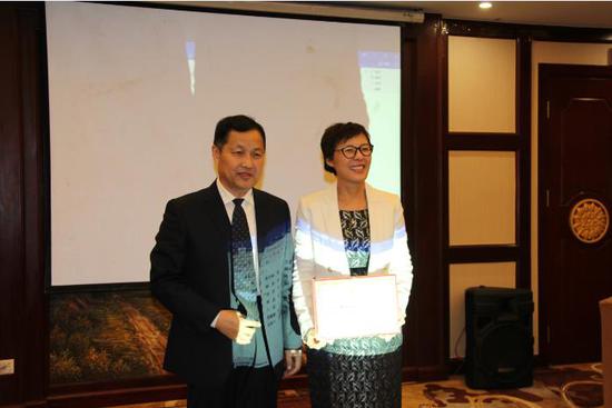 哈医大二院李佩玲当选黑龙江省医促会妇产科学分会主任委员