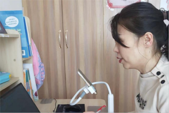 逆风展翅护雏燕心手相牵克时艰哈尔滨市阿城区回民小学师生共克时艰