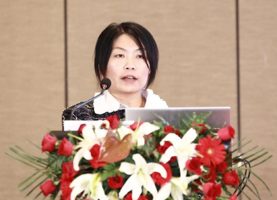 天津医科大学肿瘤医院张宁宁教授作题为《first-line treatment