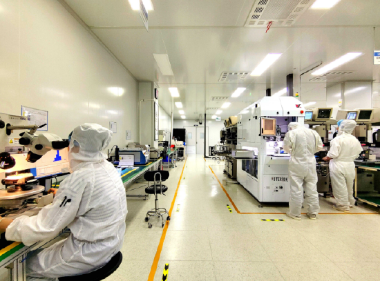 北一半导体生产车间