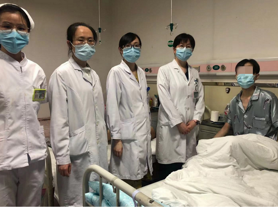 哈医大二院多学科团队联合成功救治肠穿孔克罗恩患者