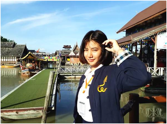 芭提雅四方水上市场"泰国小姐姐"葡萄mm走红网络 即将进军中国演艺