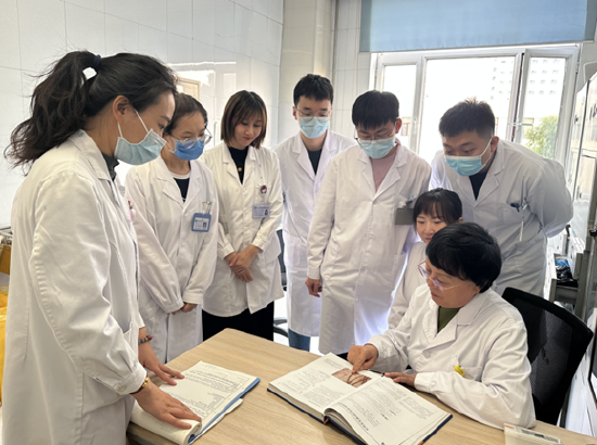 哈医大二院栗玉珍教授团队发布整合银屑病人皮肤单细胞图谱在线工具