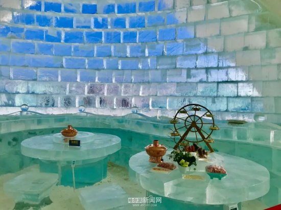 冰床上试睡，冰屋子里吃火锅……就在冰雪大世界3D复合冰造的“天空之舞”里