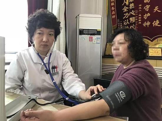 关于二龙路肛肠医院急诊科医生黄牛联系方式的信息