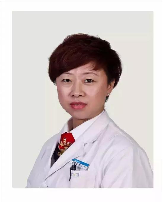 张焱 准分子中心主任 主任医师 黑龙江省眼科青年专家委员会委员