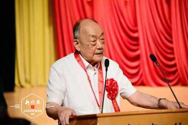 感动！哈工程九旬老院士一曲红歌让师生泪奔 - Vimarsana News