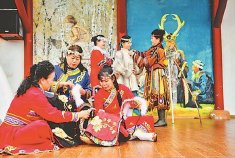 赫哲族“乌日贡”节盛装启幕