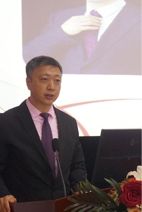 哈尔滨医科大学附属第一医院乳腺外科主任周毅教授致辞