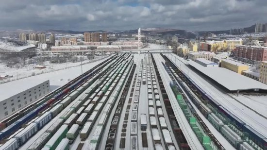 绥芬河铁路口岸2023年货物发送超千万吨
