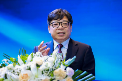 哈医大二院外科教研室主任,骨科主任闫景龙教授讲话