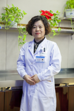 哈医大肿瘤医院张红霞荣获"白求恩式好医生"提名奖