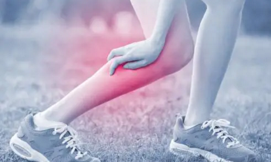 腿脚总是麻凉疼,这是下肢血管亮起了红灯,与北京