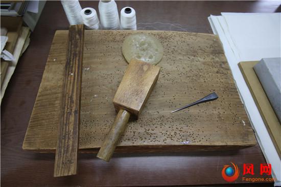 师傅留下的这套工具,已经四十多岁了.