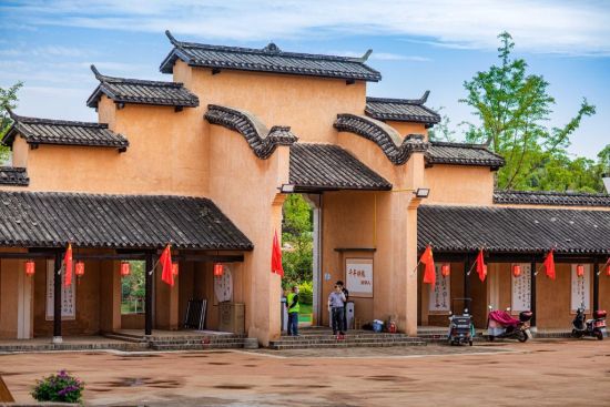 宁乡道林古镇景区9月28日开园 国庆可赏绚烂"铁花雨"