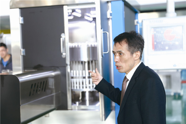 宁乡市企业家曾凡云荣获"全国机械工业劳动模范"