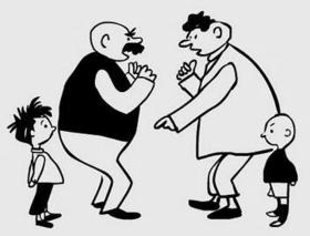 两孩子抢零食家长劝架变纵火