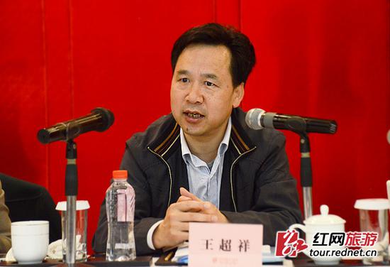 湖南省旅发委党组副书记,副主任王超祥介绍,2017年,湖南将着力构建