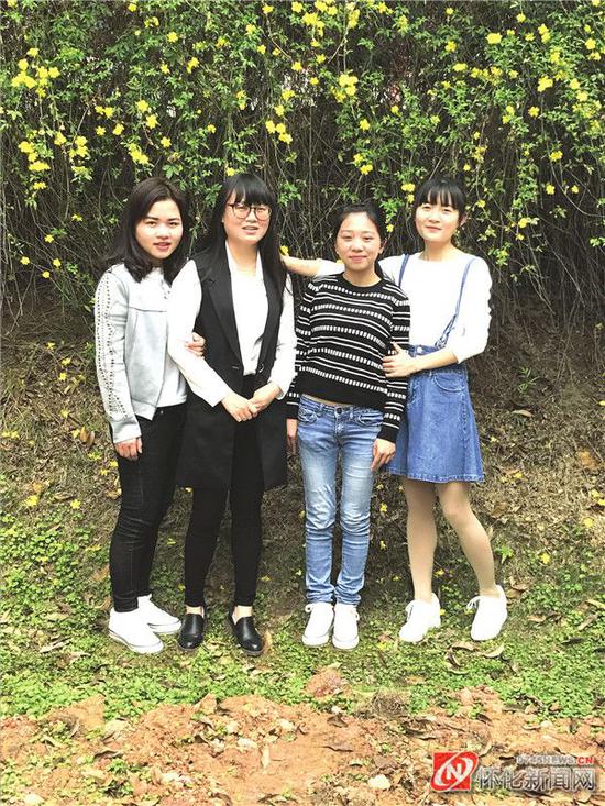 来源:怀化新闻网怀化新闻网讯  近日,怀化学院数学与计算科学学院传来