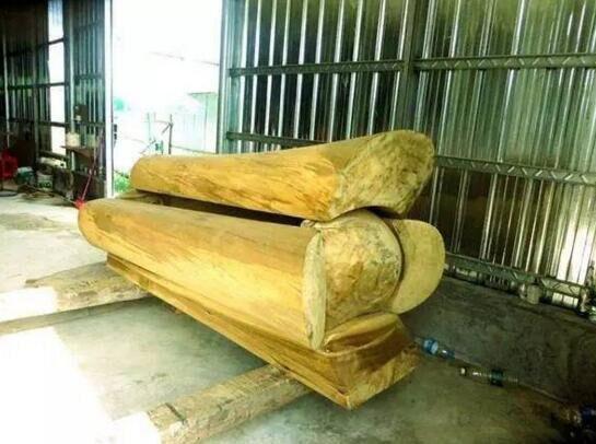 贪便宜买到假棺材常德一些村民被木纹纸骗了